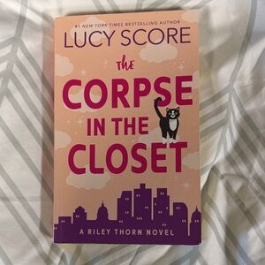 The Corpse in the Closet Book by Lucy Score